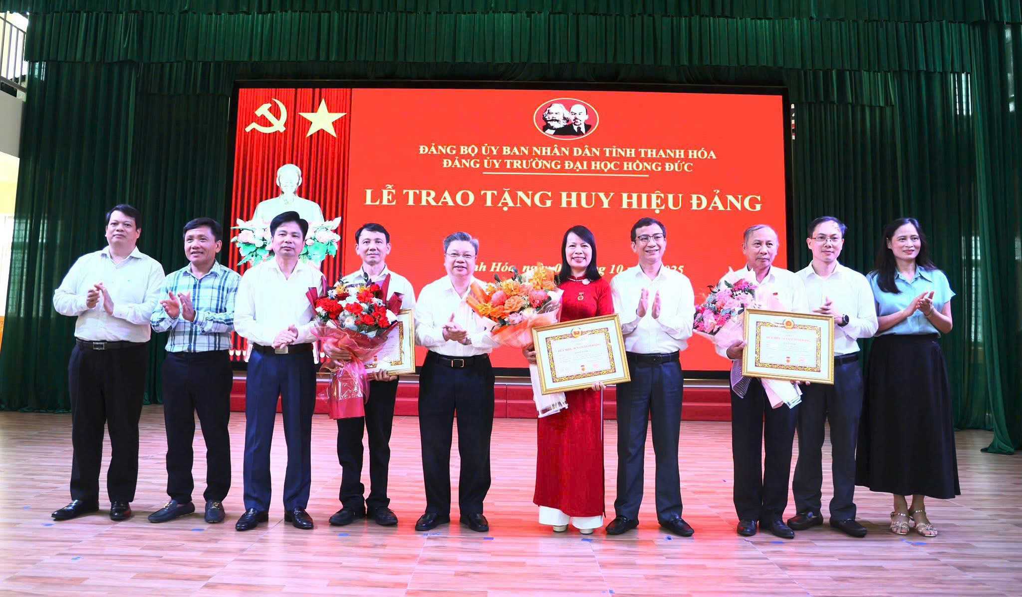 🌸VINH DỰ TỰ HÀO – HUY HIỆU 30 NĂM TUỔI ĐẢNG 🌸